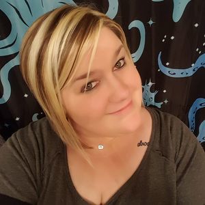 Meet your Posher, Priscilla